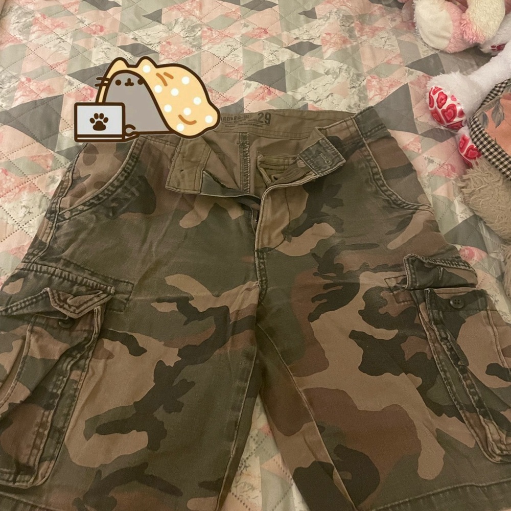 Camo old navy army cargo shorts men’s size 29